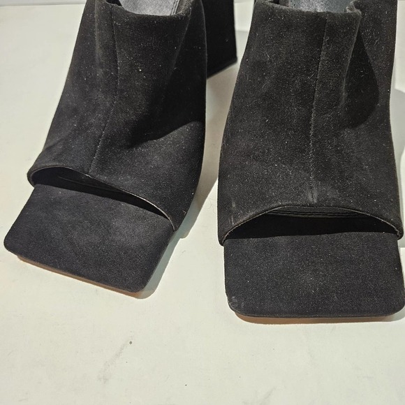 ASOS Design Nyla Heeled Mule Square Toe 8 Black Suede Slide Pump Sandal‎ - Picture 3 of 10